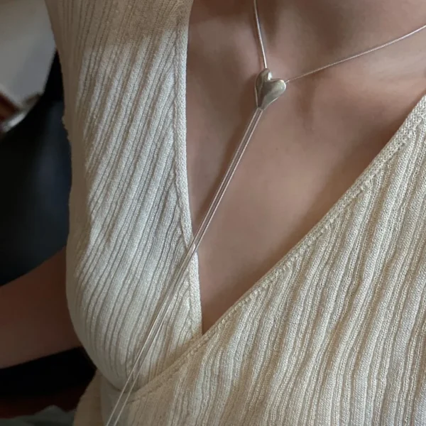 True S925 sterling silver niche design love pull matte necklace sweater chain wholesale