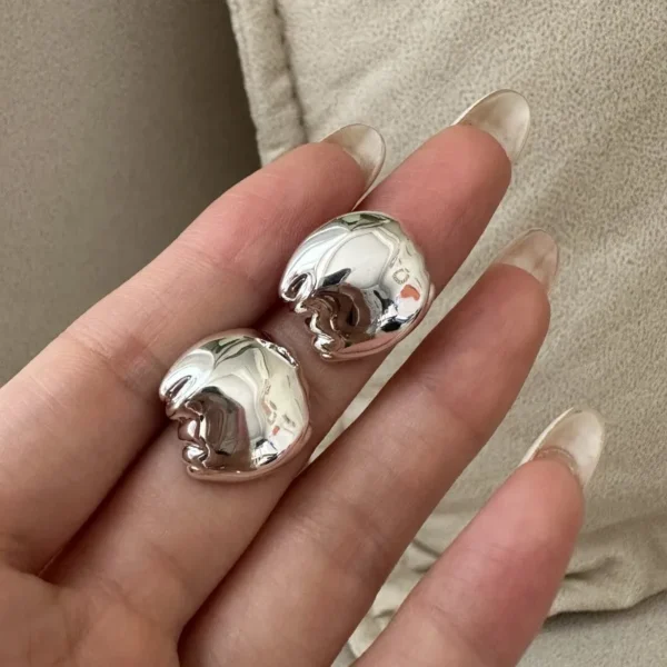 Real S925 Sterling Silver Niche Design Sense Retro Smooth Texture Stud Earrings Handmade Smooth Simple Fashion Wholesale