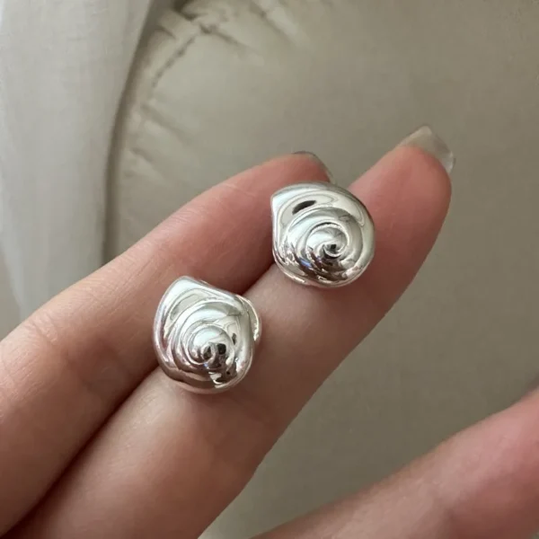 S925 Sterling Silver Korean Version Niche Design Sense Texture Heavy Industry Snail Earrings Fashion Retro Ear Jewelry