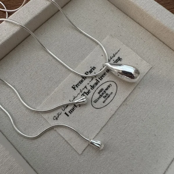 S925 Sterling Silver Korean Version Niche Design Sense Pull Water Drop Necklace Korean Style Fashion Simple Sweater Chain