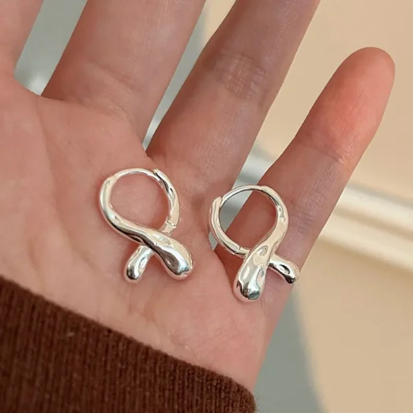 S925 sterling silver cross ear clips women's 2025 new Korean version fashion trend simple earrings cold wind