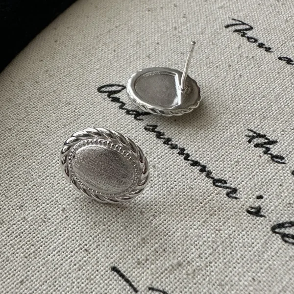 S925 Sterling Silver French Niche Design Sense Retro Brushed Earrings Korean Retro Simple Fashion Ear Jewelry Wholesale