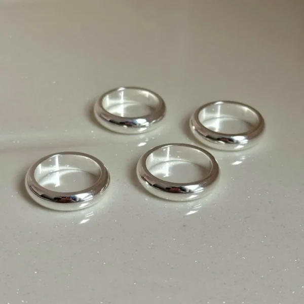 S925 Sterling Silver Glossy Loach Back Ring Female Korean Ins Simple Niche Design High-end Wholesale Ring