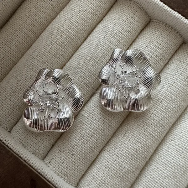 S925 Sterling Silver Korean Version Niche Design Sense Retro Texture Big Flower Earrings Fashion Simple Ear Jewelry