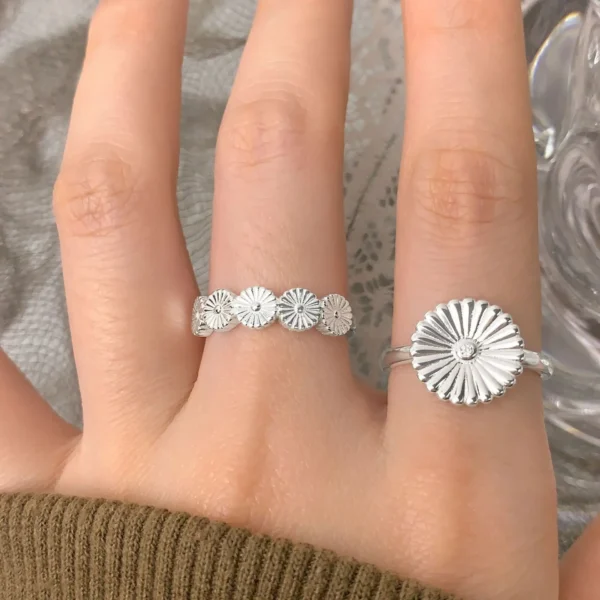 kf-S1aef8eb05c0c4a17addc38e04bcea782Q