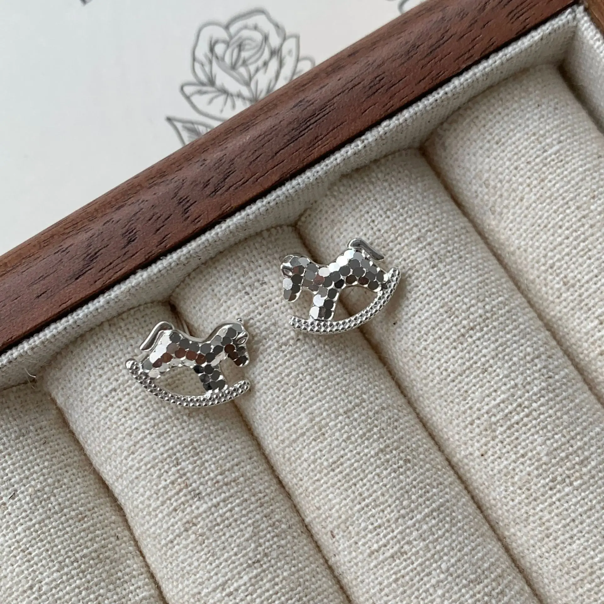 CHOZON S925 Solid Silver Rocking Horse Earrings French Whimsical Wholesale Dainty Jewelry for Women - Image 5