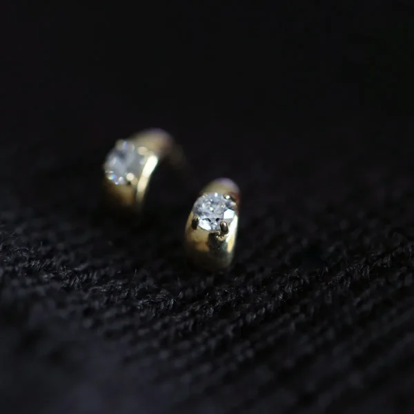 S925 Silver 14K Gold Plated Mini Waterdrop Zircon Earrings for Women Delicate Glossy Teardrop Studs Versatile Office Elegant