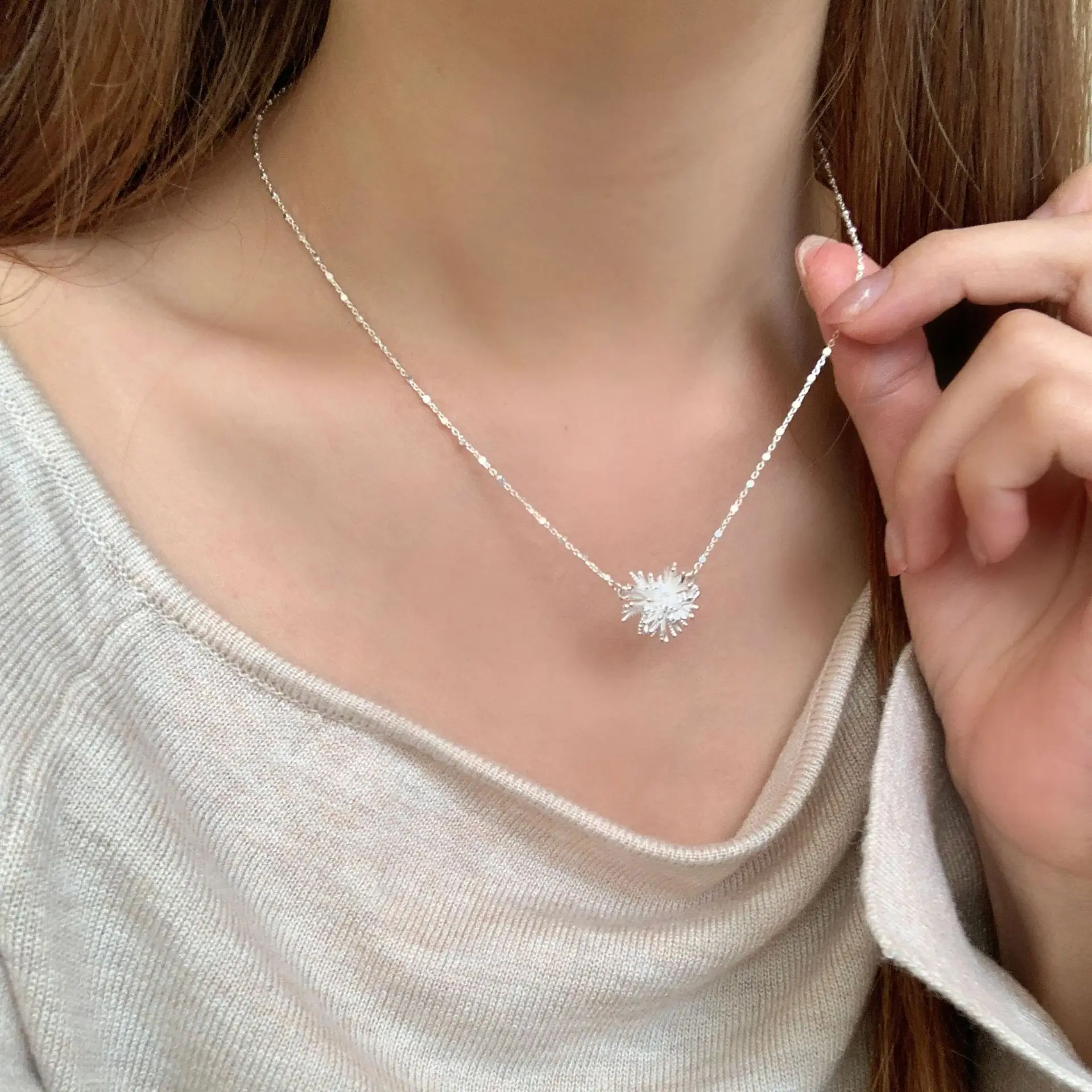 S925 Solid Silver Firework Pendant Necklace French Sparkling Celestial Minimalist Wholesale Dainty Layering Jewelry for Women - Image 4