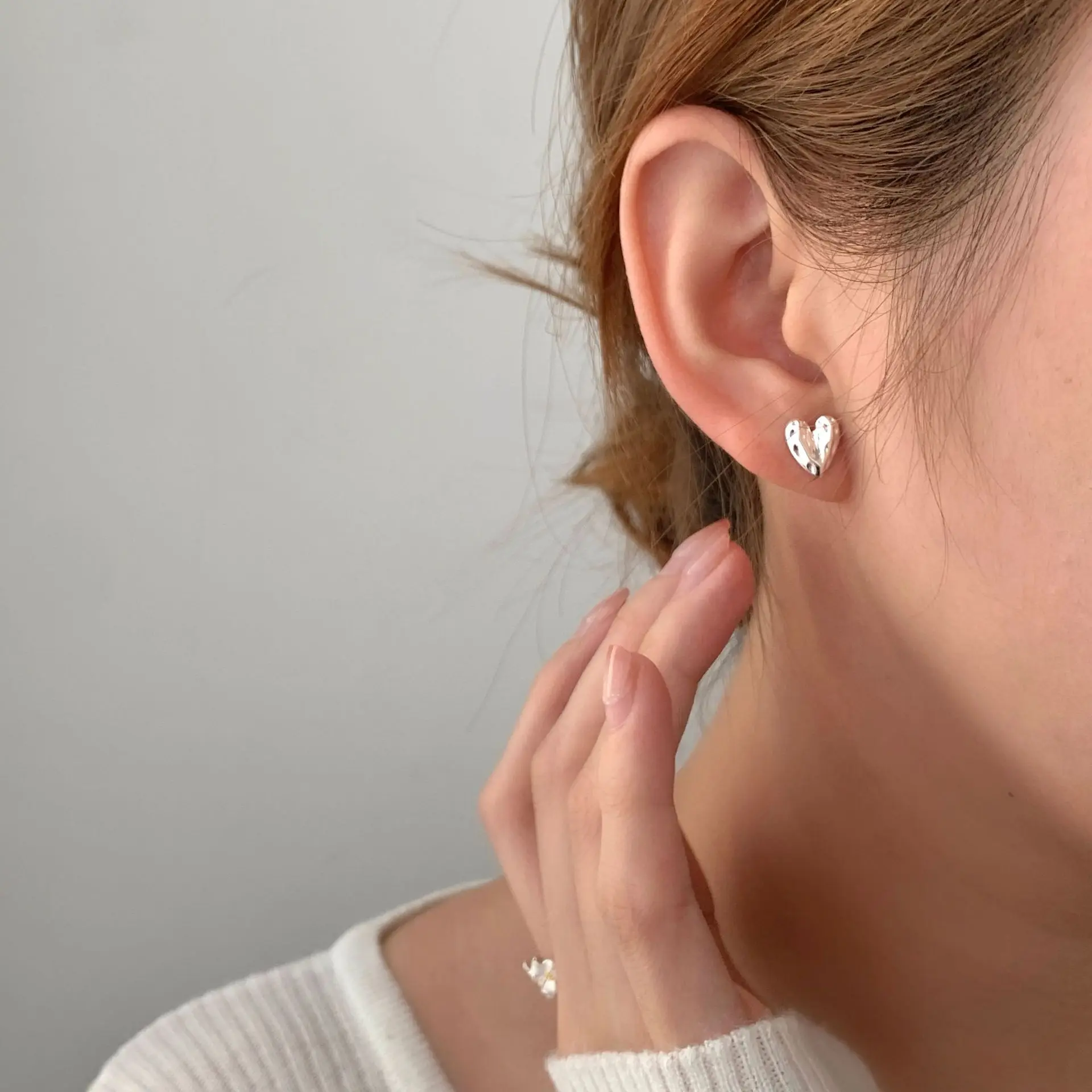 CHOZON S925 Solid Silver Textured Heart Earrings French Organic Wholesale Dainty Jewelry for Women - Image 5