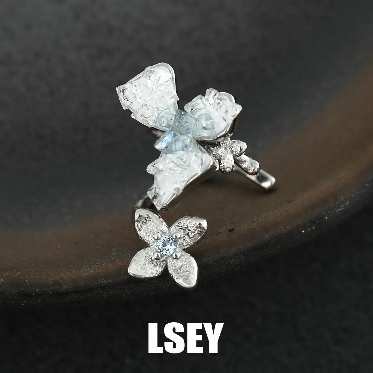 MLKENLY S925 sterling silver Crushed Ice Blue Flower Earclip Pure Silver Original Design Light Luxury Crushed Diamond Ear Clip C
