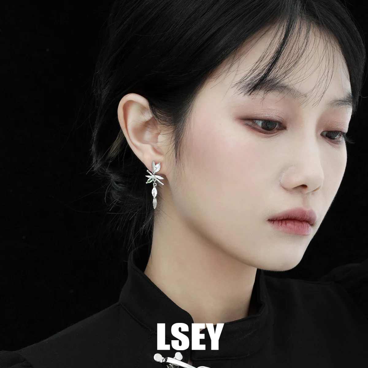 Minimalist S925 Sterling Silver Bamboo leaf dragonfly earrings niche original new Chinese style light luxury diamond studded ear - Image 4