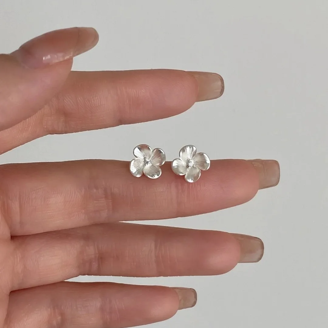 S999 Pure Silver Sweet Ins Petals Flower Pearl Stud Earrings Zircon Inlaid Fresh and Delicate Earrings for Ears - Image 3