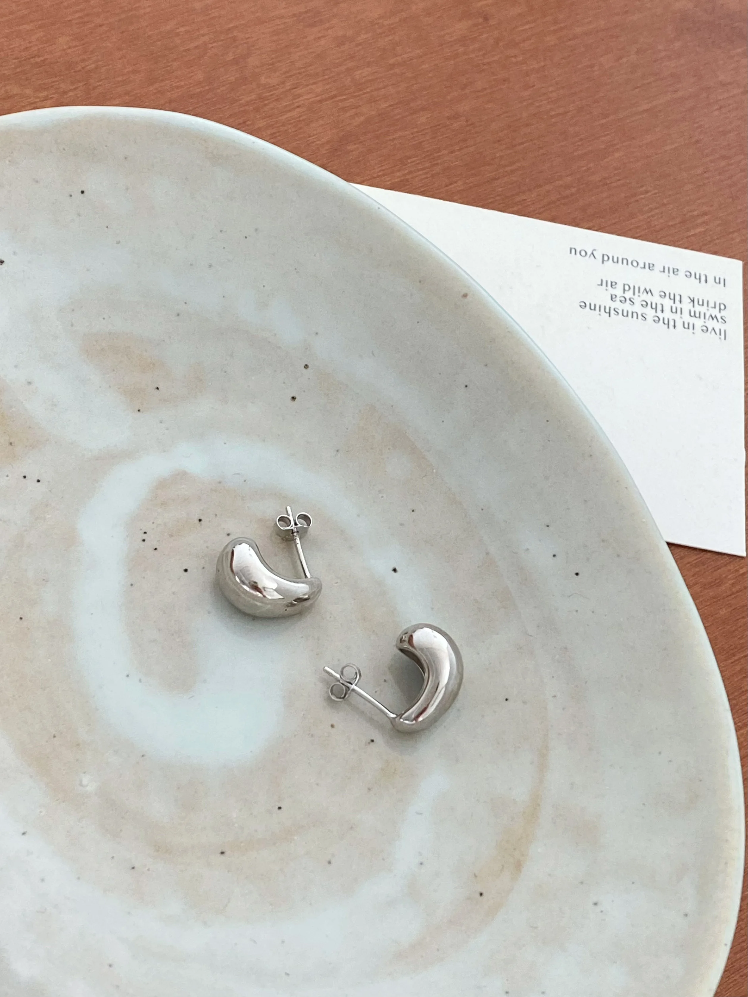 925 Sterling Silver Minimalist Geometric Glossy Water Drop Earrings and Earrings for Women's Ins Versatile Commuting Cool Style - Image 4