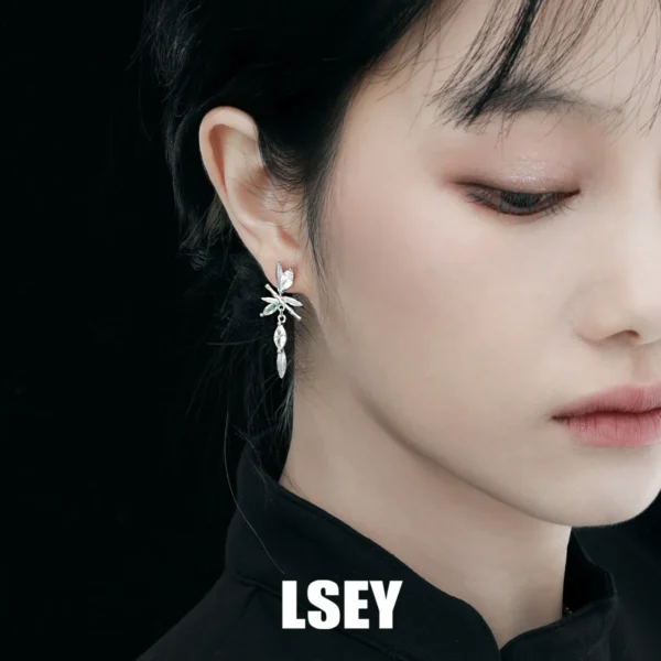 Minimalist S925 Sterling Silver Bamboo leaf dragonfly earrings niche original new Chinese style light luxury diamond studded ear