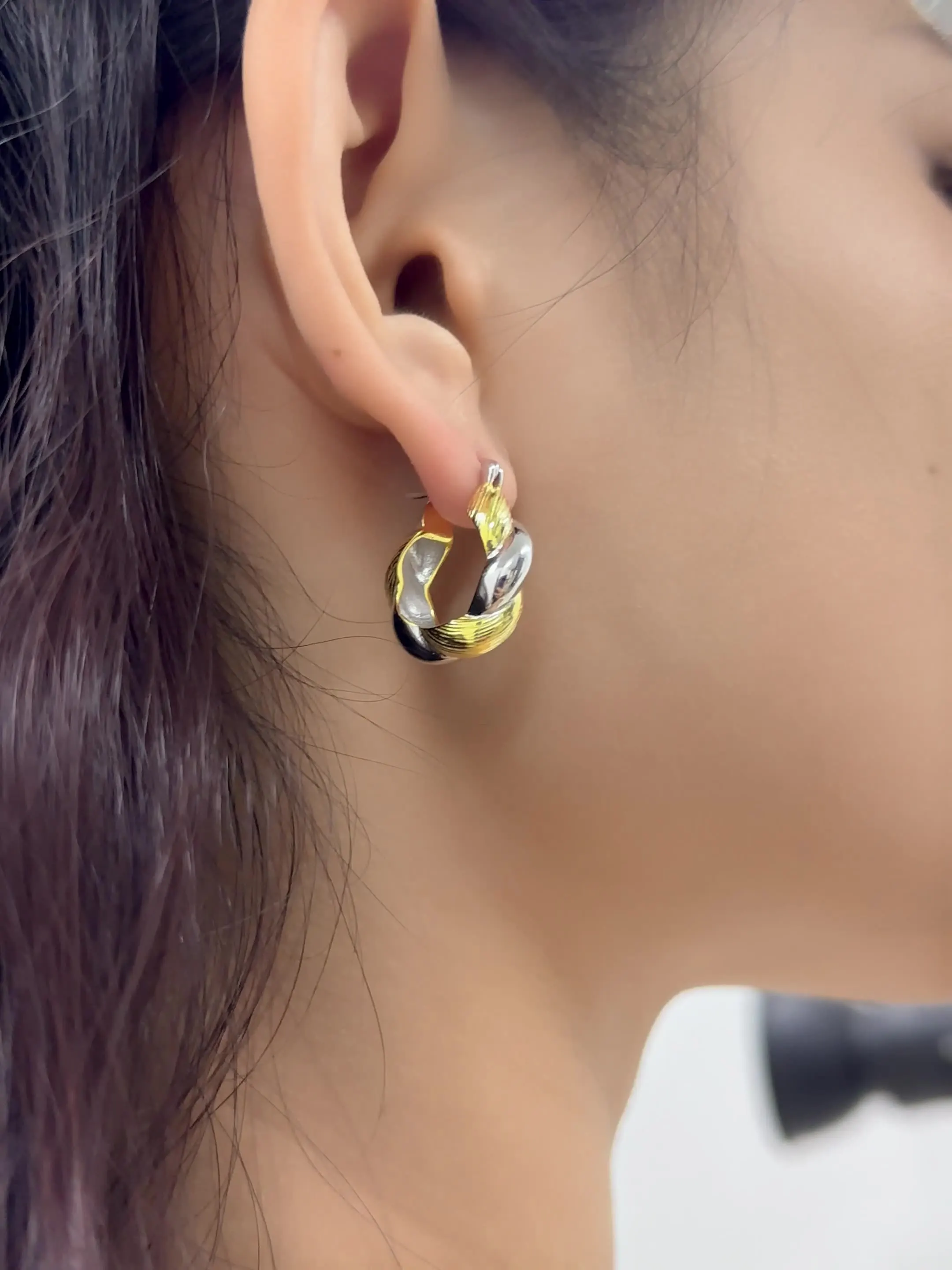 MLKENLY S925 Solid Silver Color blocked M ö bius Earrings with Earrings and Buckles for Women