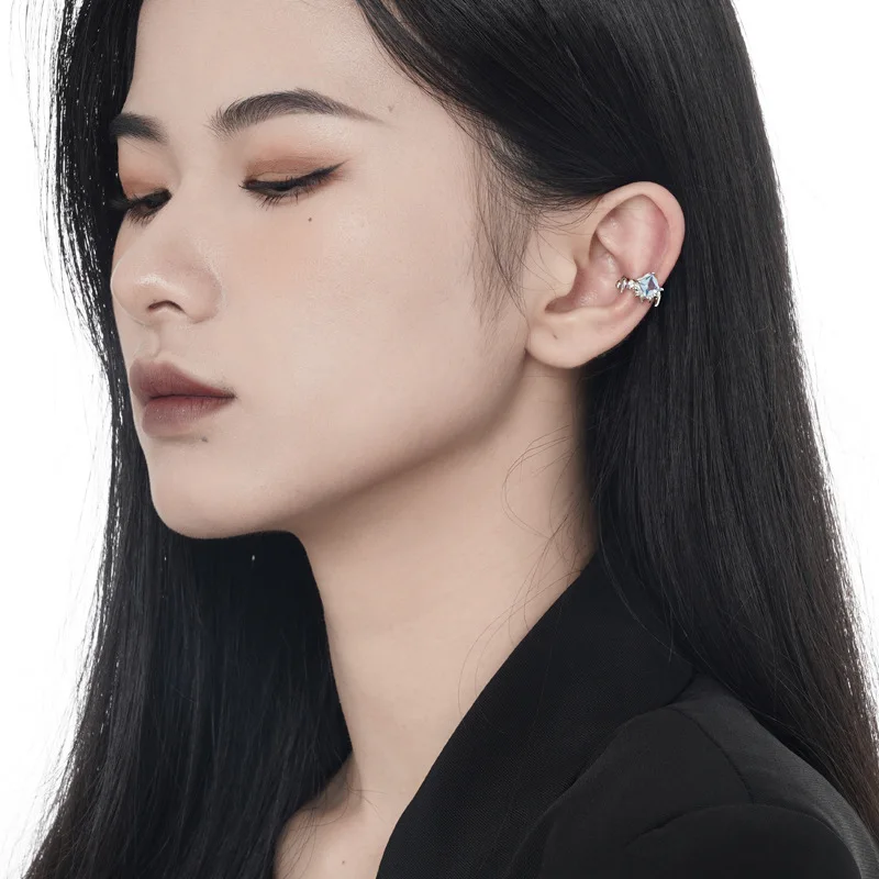 Dark blue zircon ear bone clip advanced sense ear hole free S925 sterling silver thorn texture square drill ear clip female - Image 5