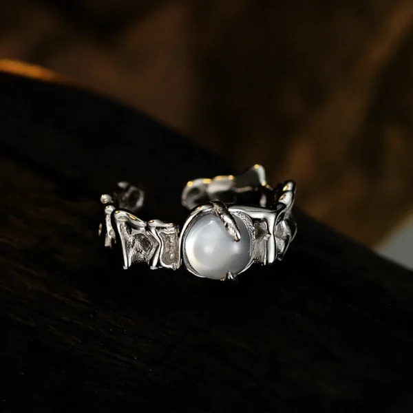 MLKENLY S925 sterling silver White agate ear clip female ins wind without ear hole damage texture