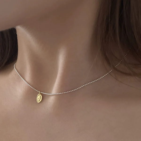 S925 sterling silver women's necklace French bead chain contrasting color relief pendant silver bead clavicle chain ins style necklace